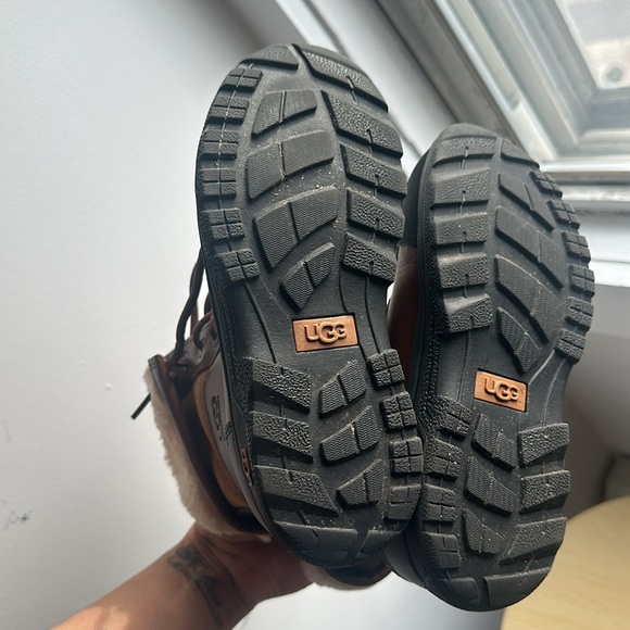 Ugg boot - Picture 4 of 4